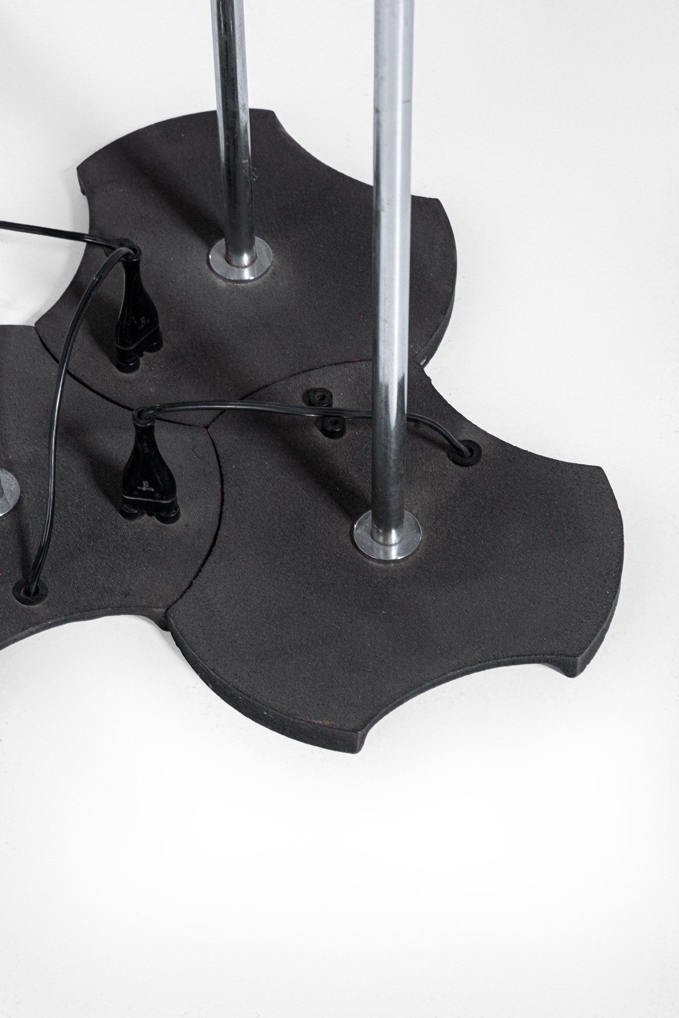 Tre lampade da terra mod. 1073/3