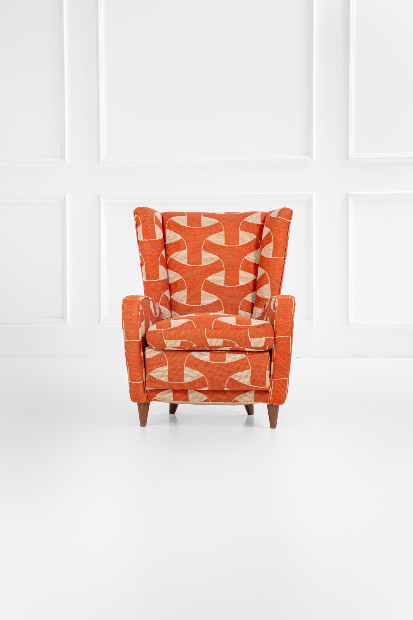 Due poltrone mod. Bristol