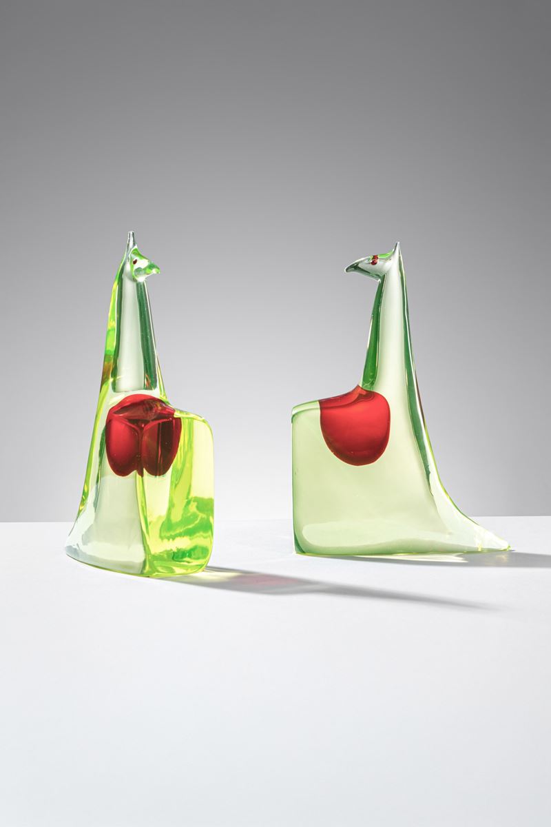 Due fermalibri a guisa di canguro