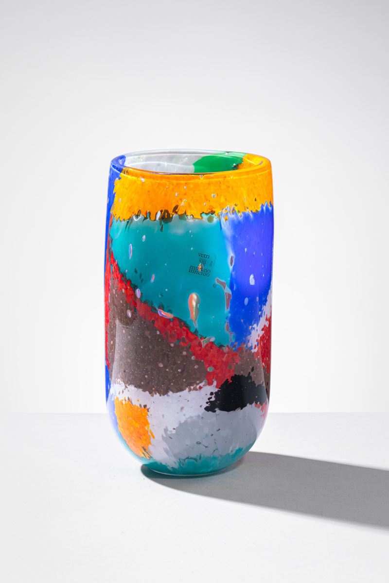 a.V. Mazzega - Vaso in vetro soffiato con schegge policrome applicate a caldo
