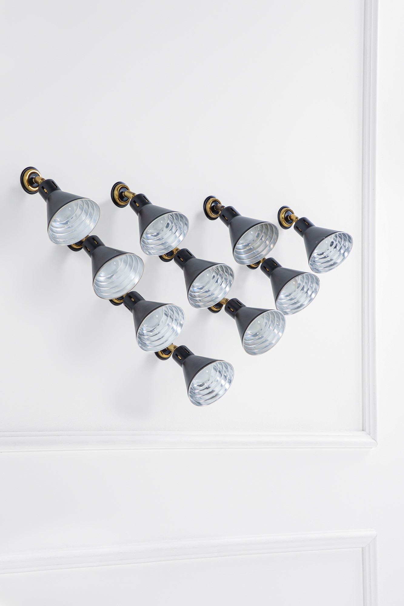 Dieci lampade da parete