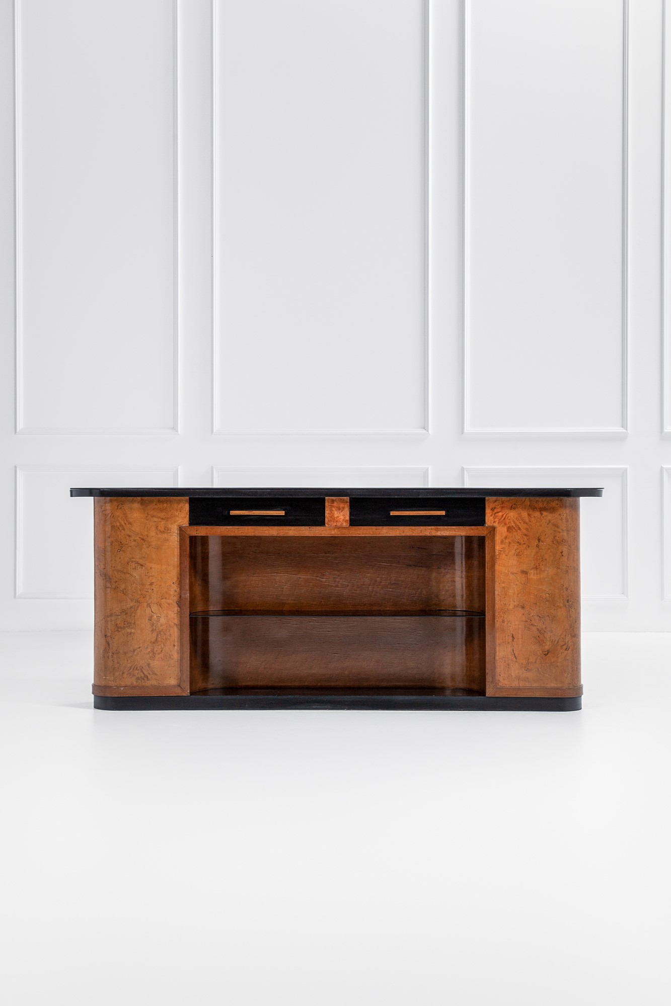 Grande console