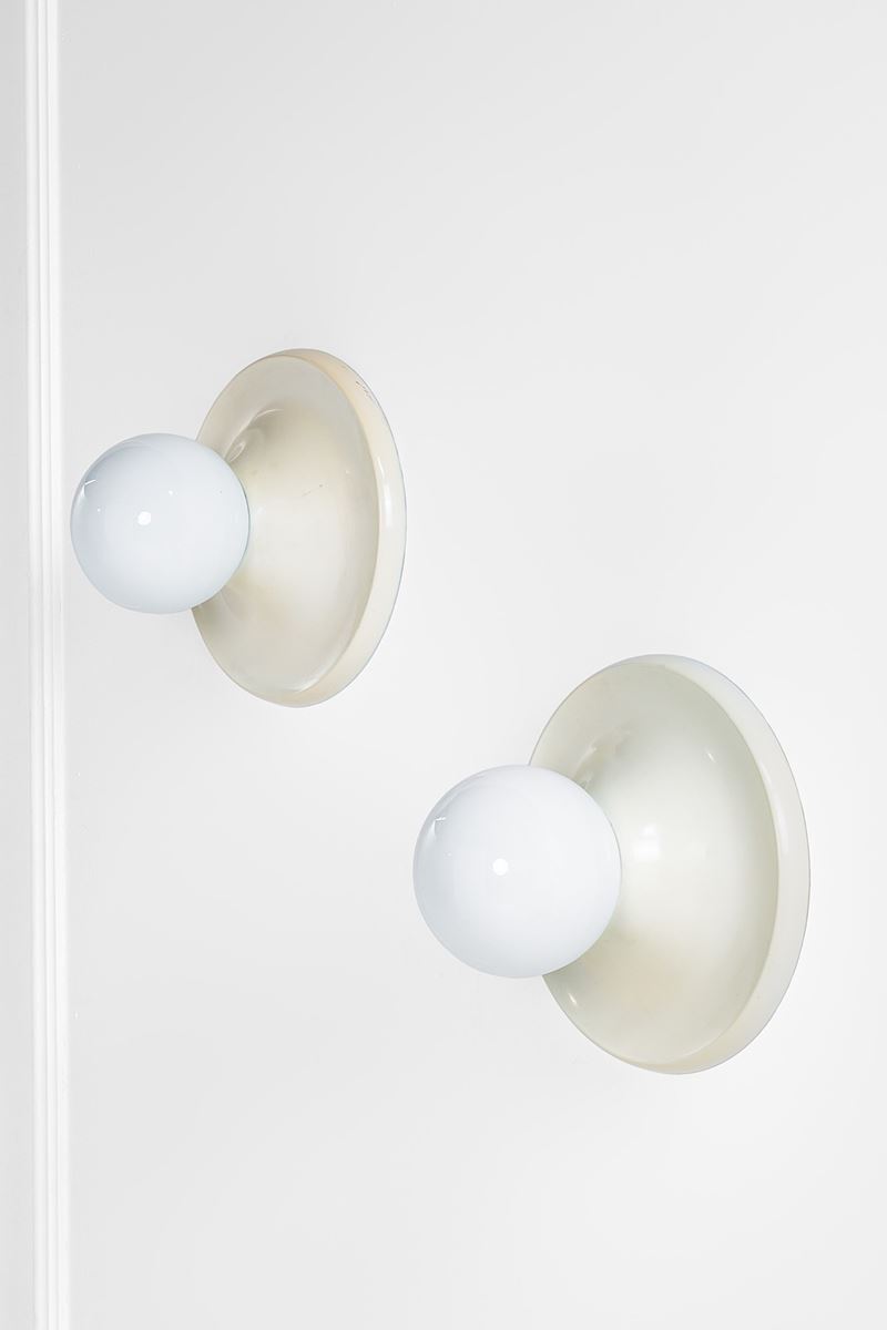 Achille e Pier Giacomo Castiglioni - Achille e Pier Giacomo — Due lampade da parete o soffitto mo...