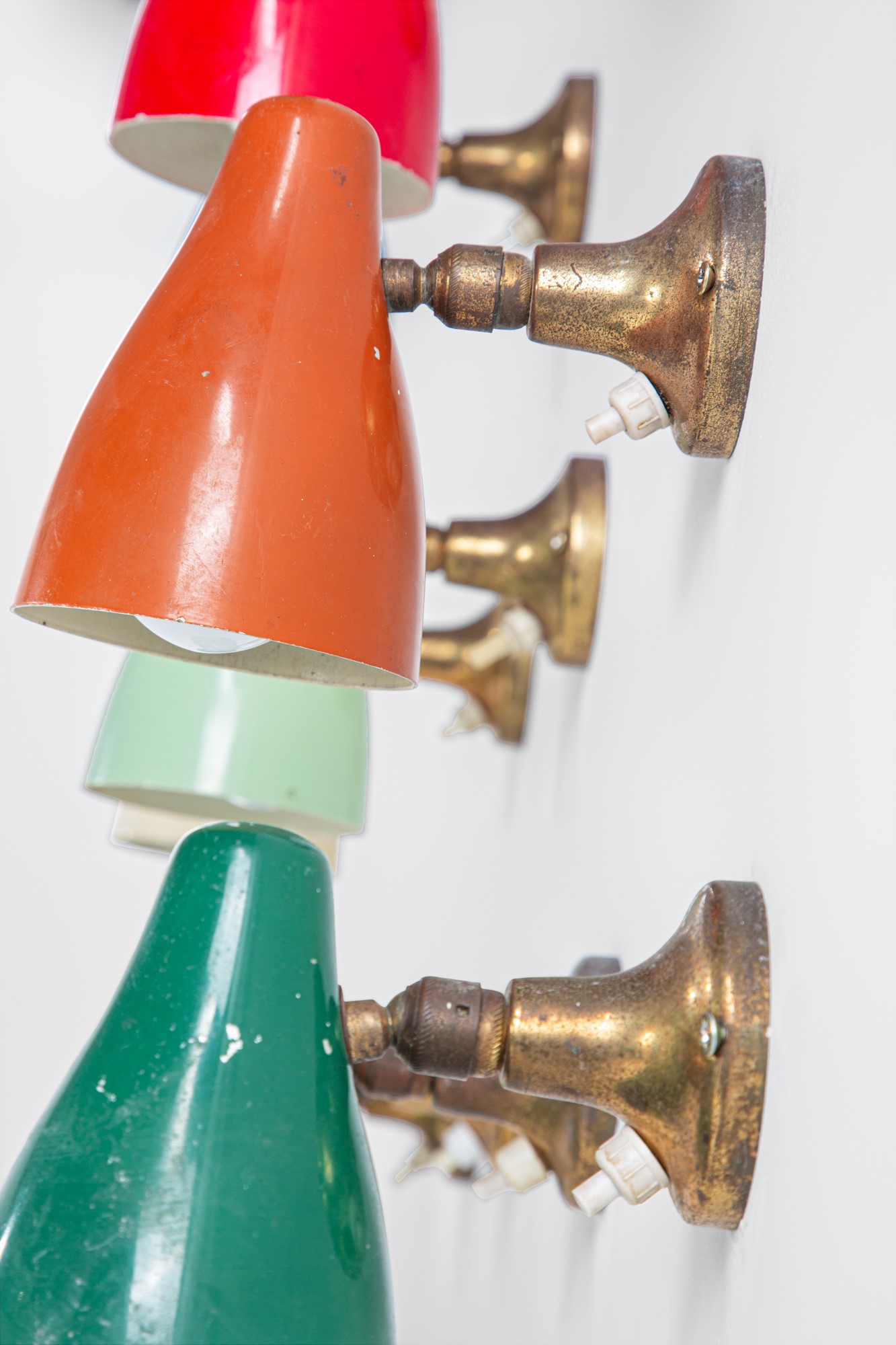 Dieci lampade da parete