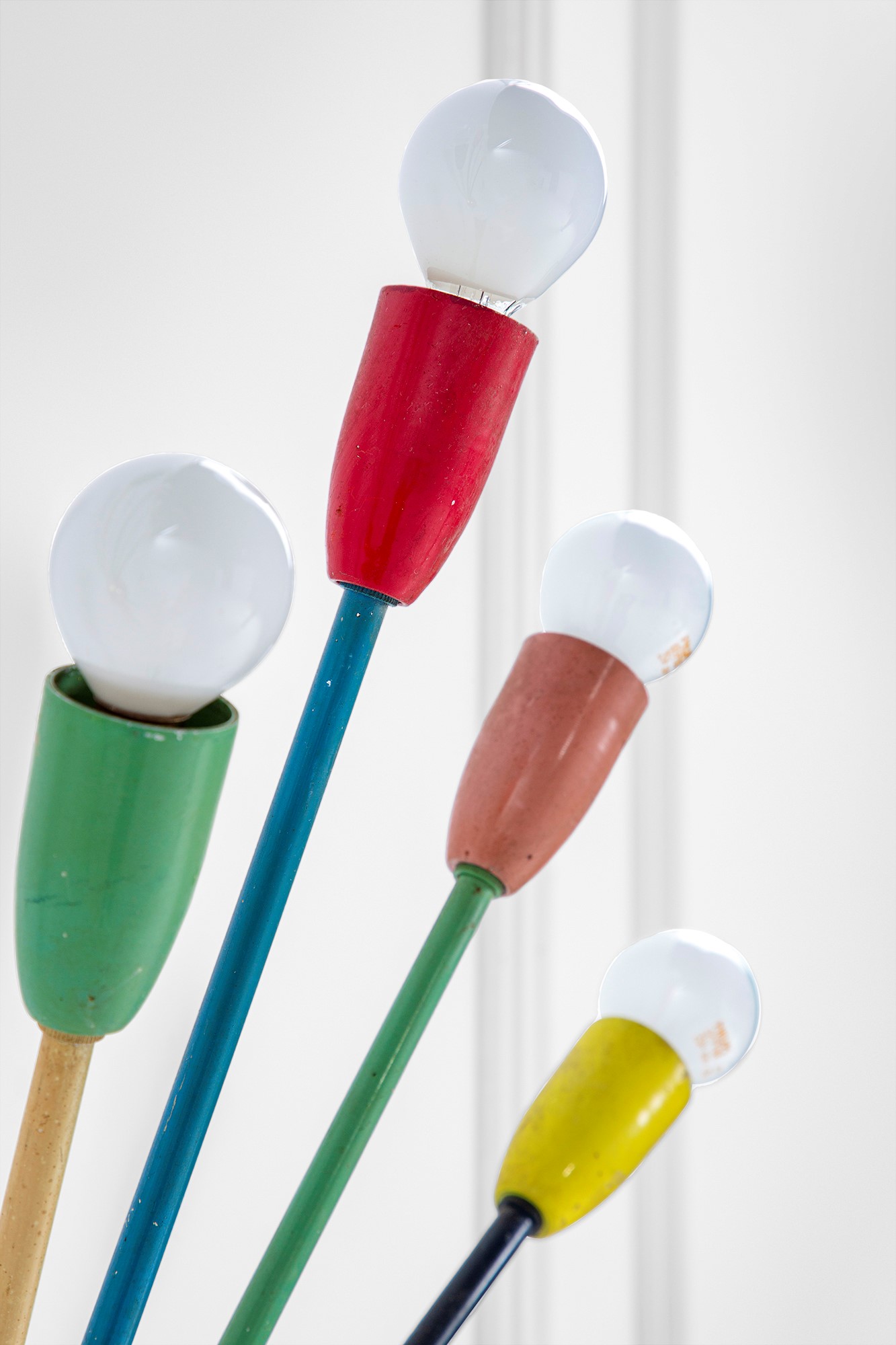 Due lampade da parete a quattro luci