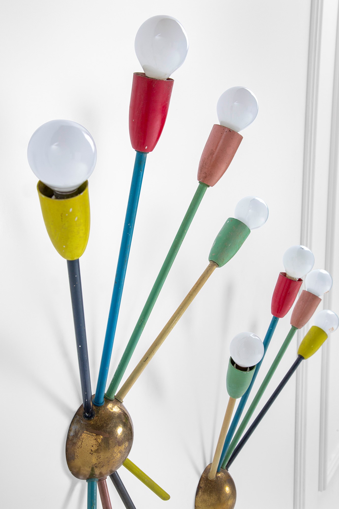 Due lampade da parete a quattro luci