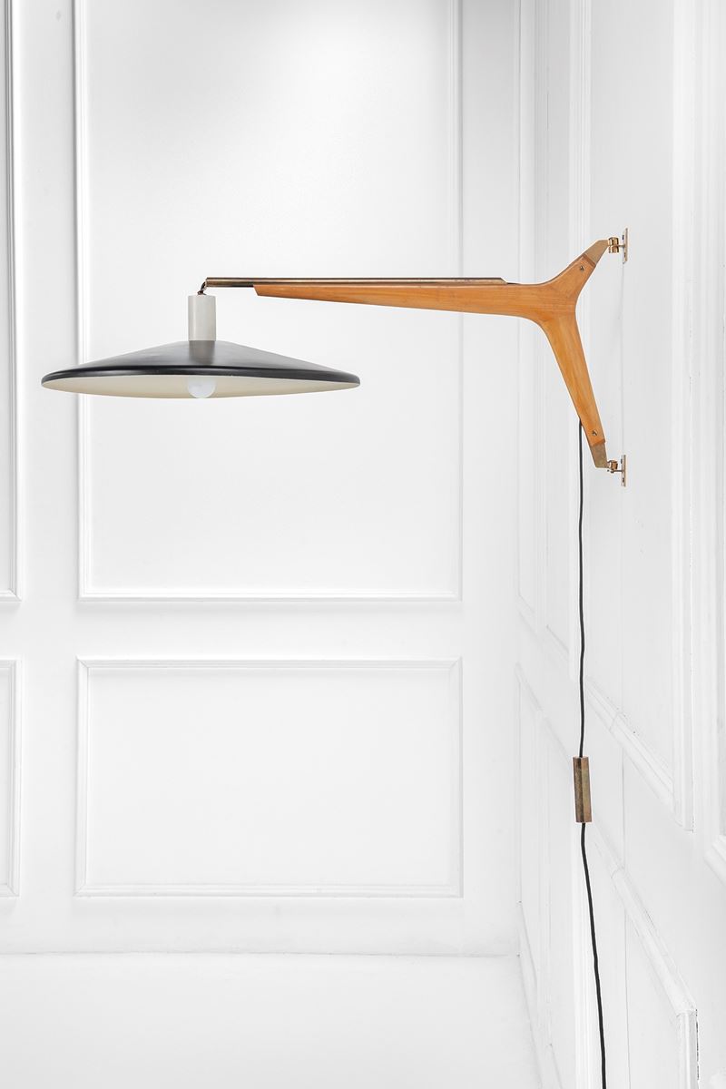 Lampada da parete con saliscendi