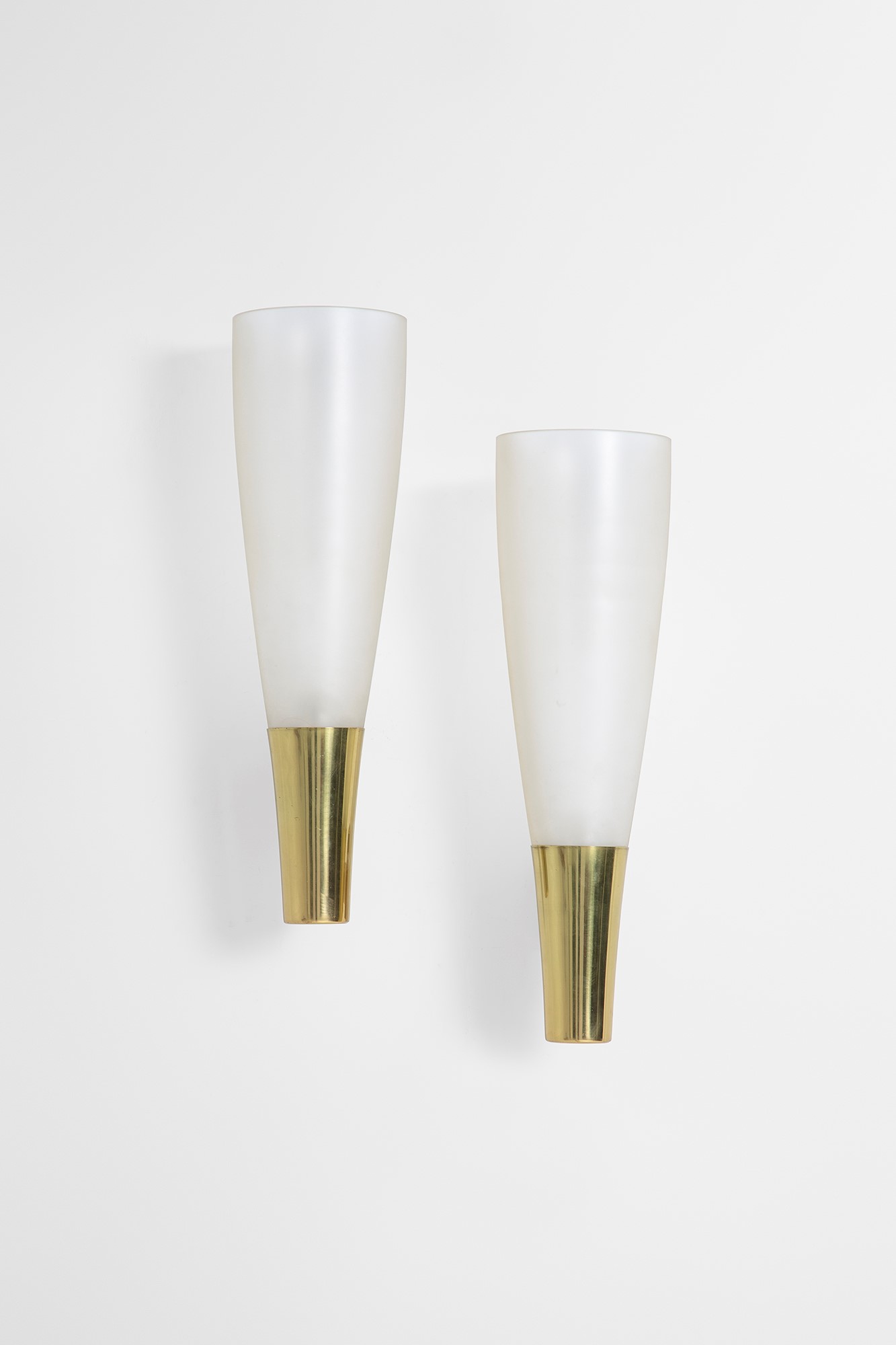 Due lampade da parete mod. 1537