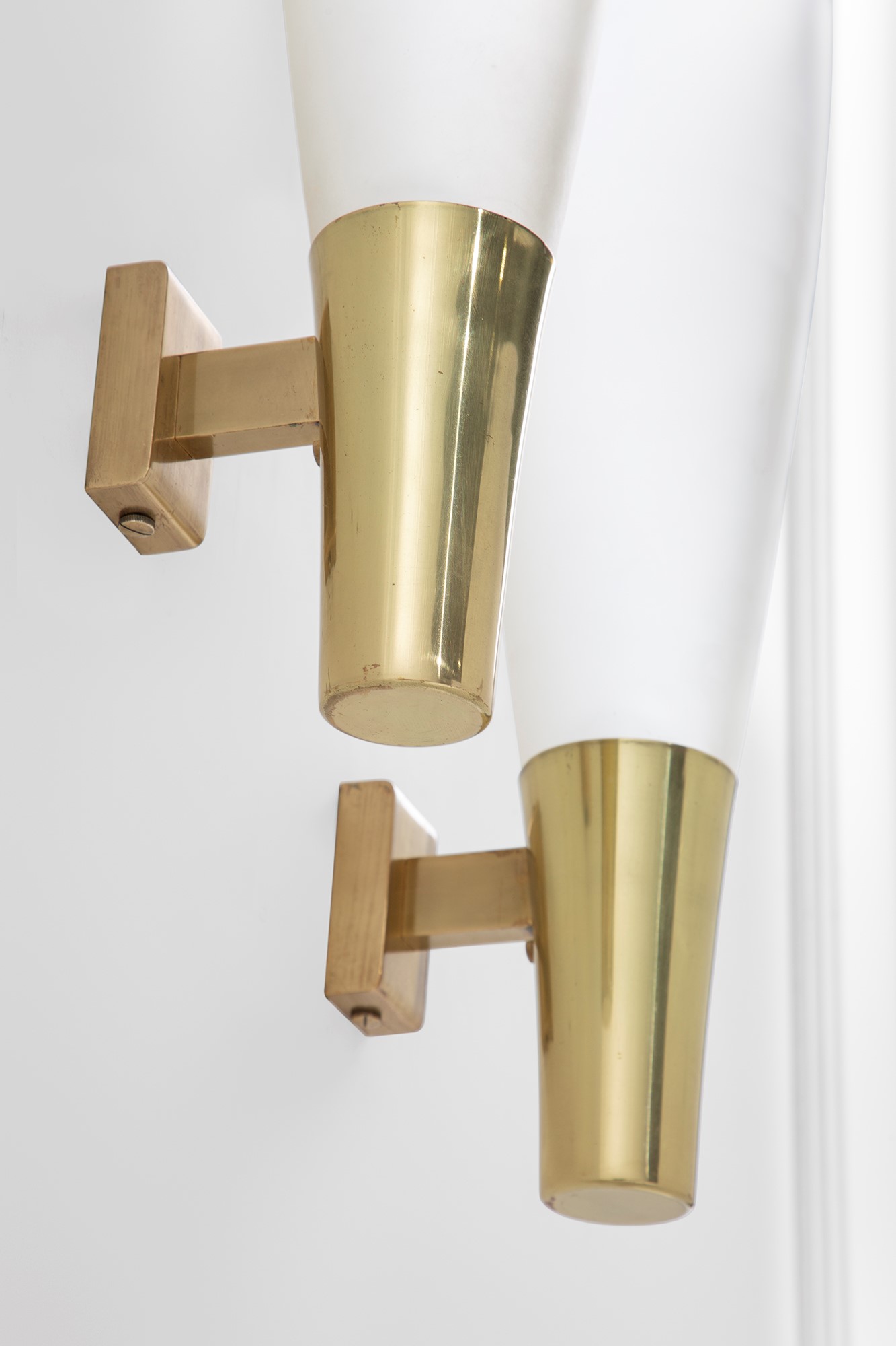 Due lampade da parete mod. 1537