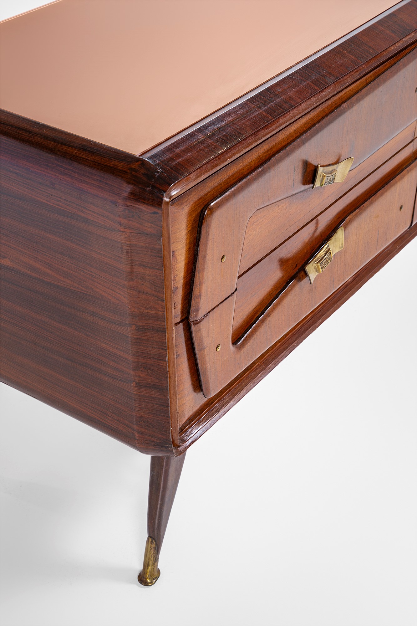 Vittorio Dassi - Cassettiera in legno impiallacciato e massello con parti in ottone e vetro color...