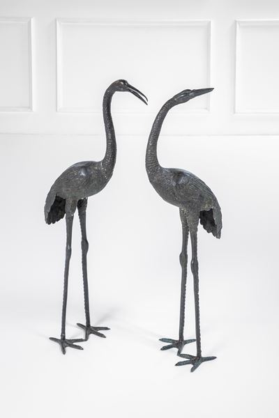 Fusione di metallo, Due sculture raffiguranti gru, 1940 ca.