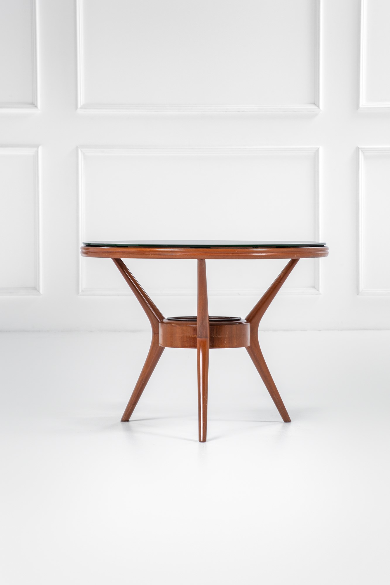 Tavolino, legno e vetro molato con fascia specchiata (ca. 1950)