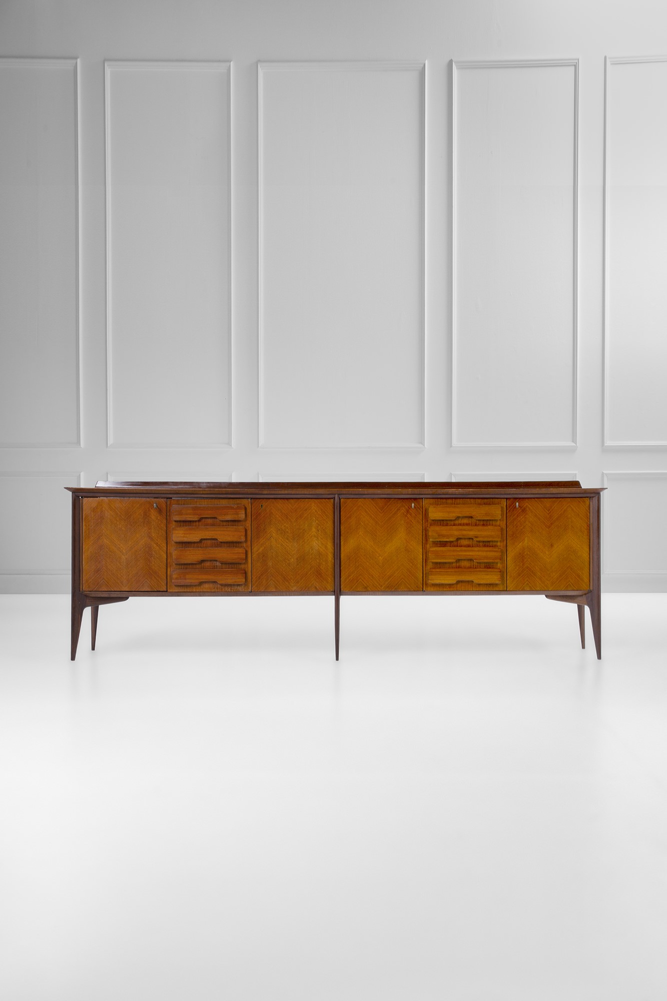 Credenza con falsi cassetti mod. 1948.5