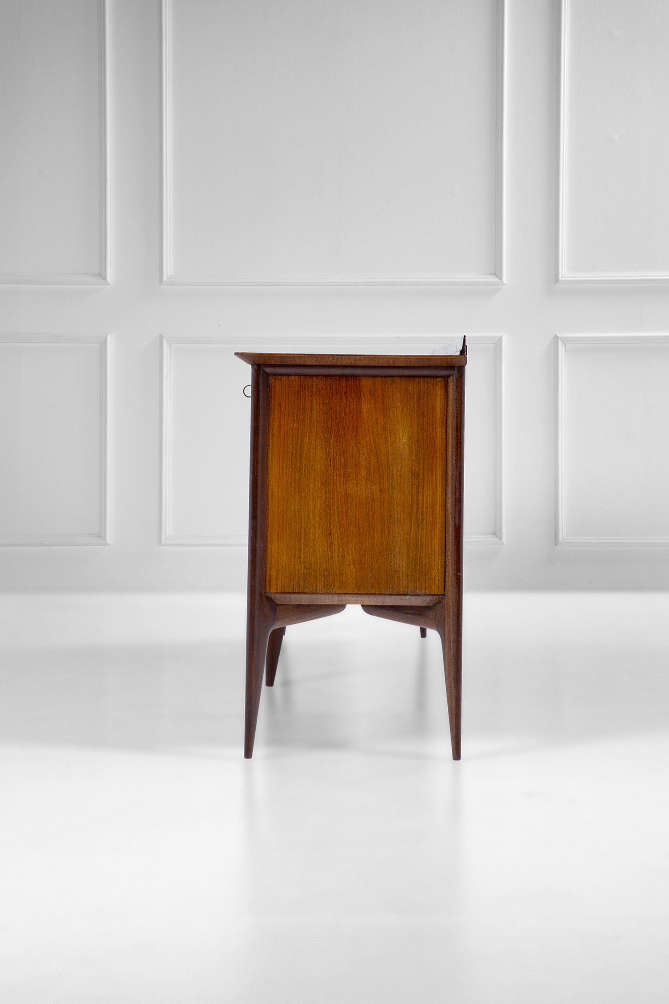 Credenza con falsi cassetti mod. 1948.5