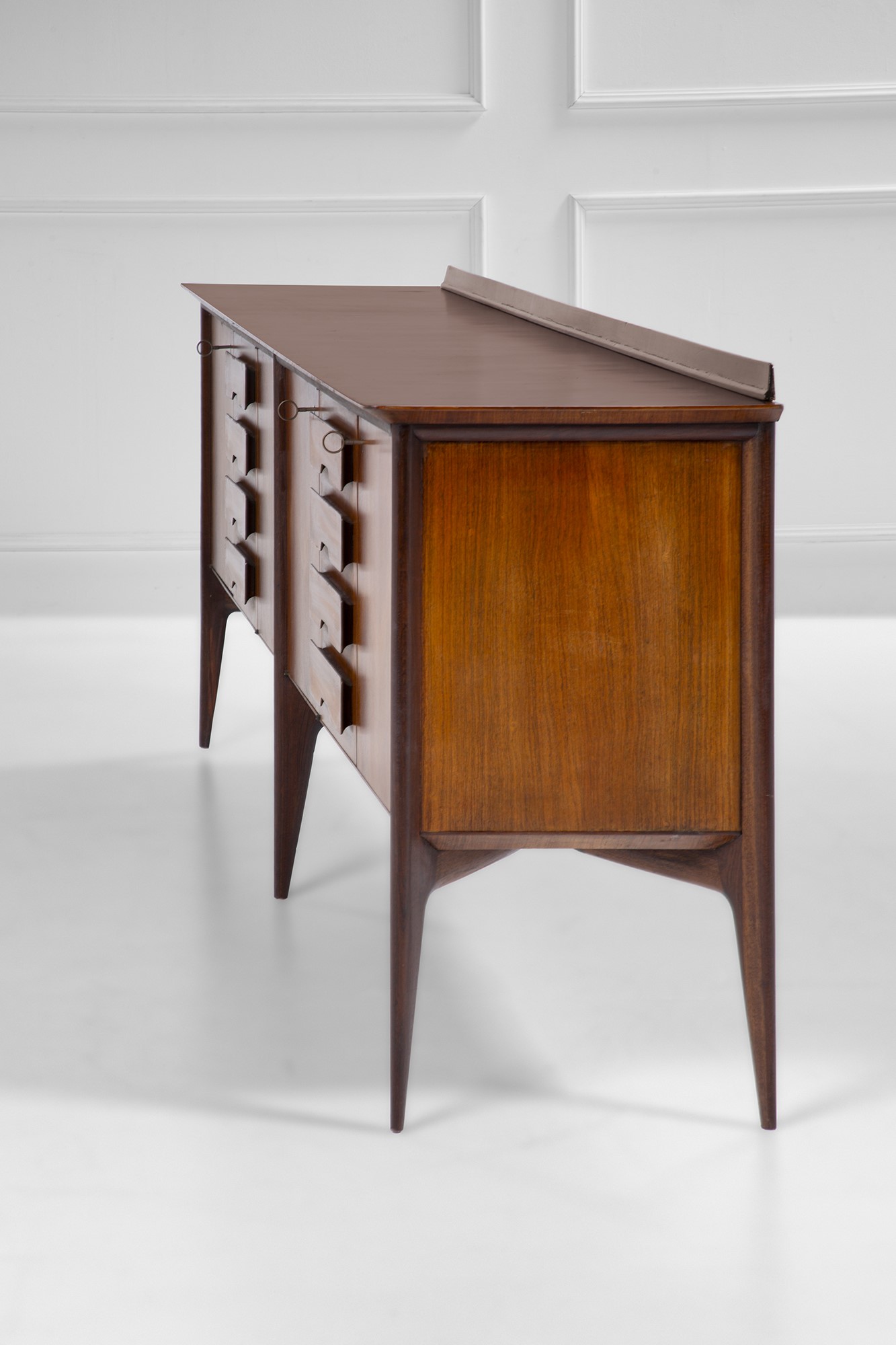 Credenza con falsi cassetti mod. 1948.5