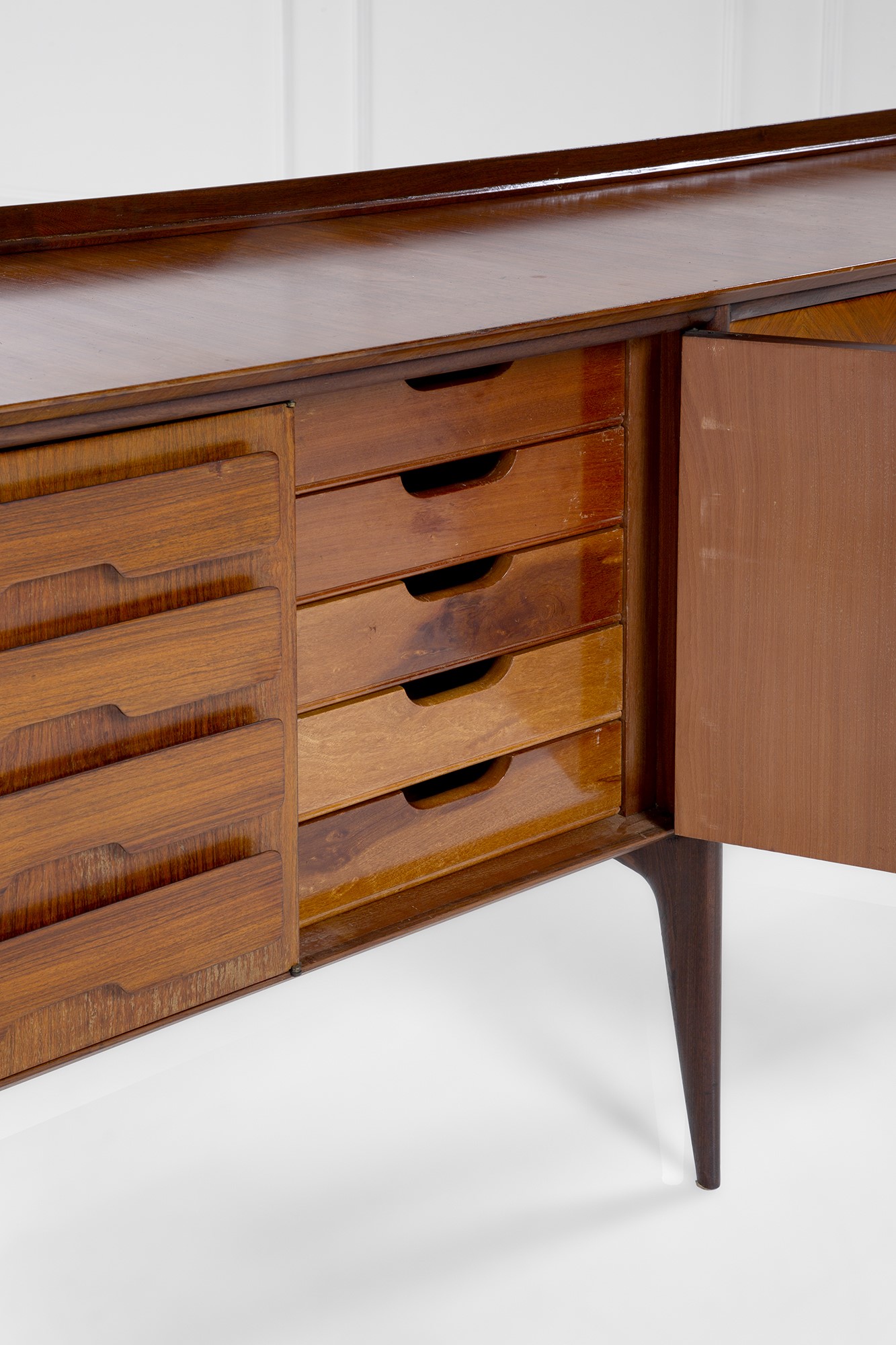 Credenza con falsi cassetti mod. 1948.5