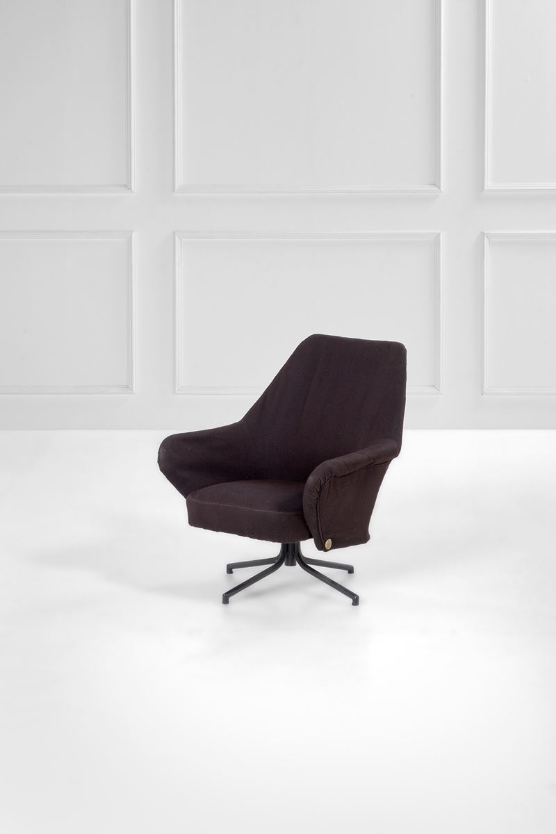 Poltrona girevole mod. P32 prima versione