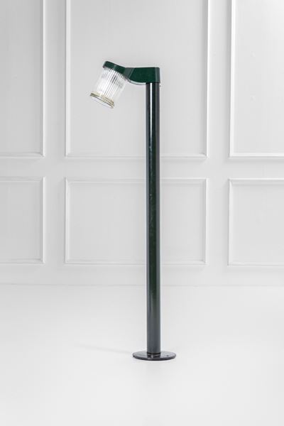 Lampada da Terra della Serie Cavedio