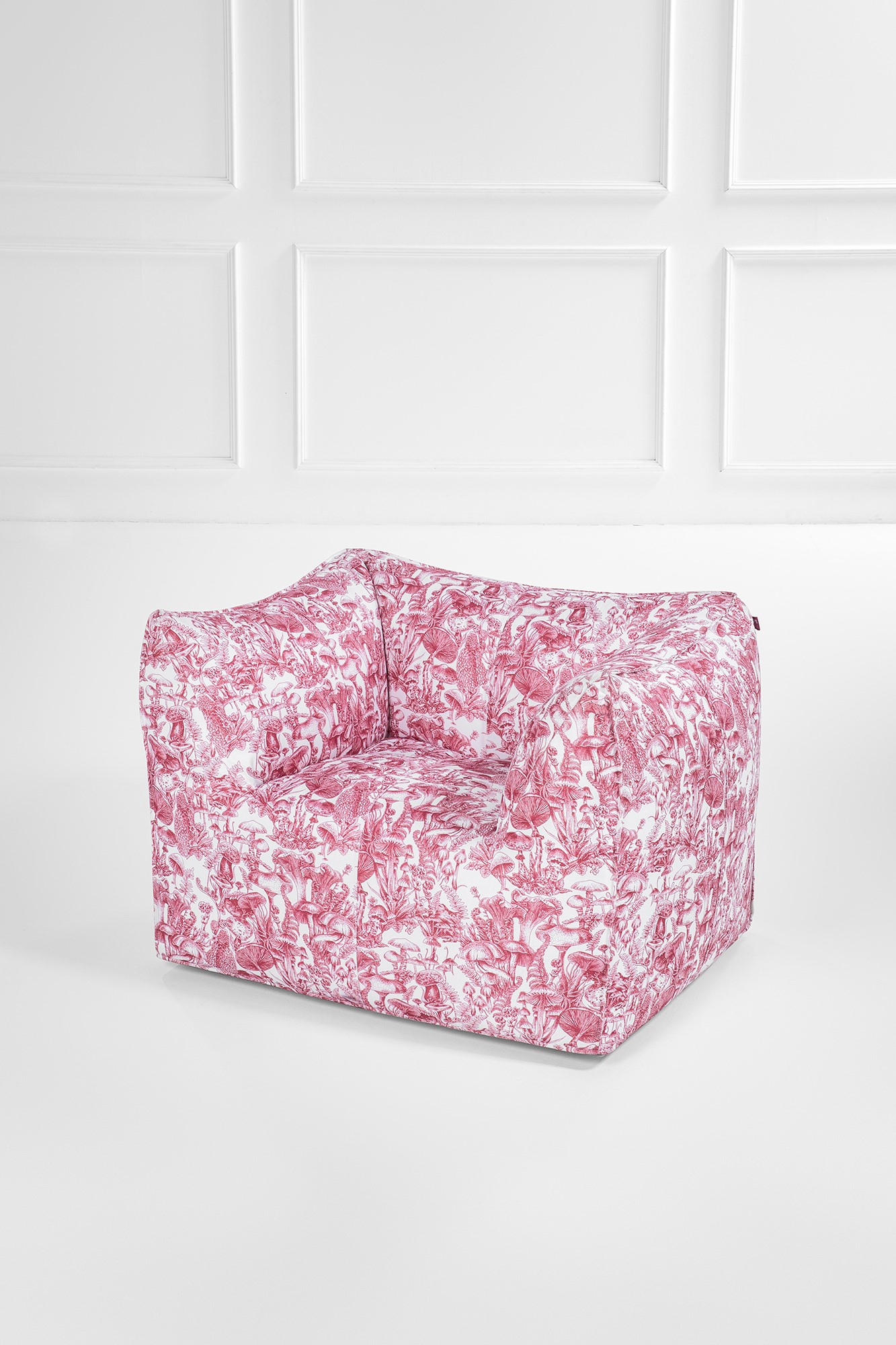 Mario Bellini, Stella Mccartney - Poltrona della serie Le Bambole, Collezione La Capsule, 2022