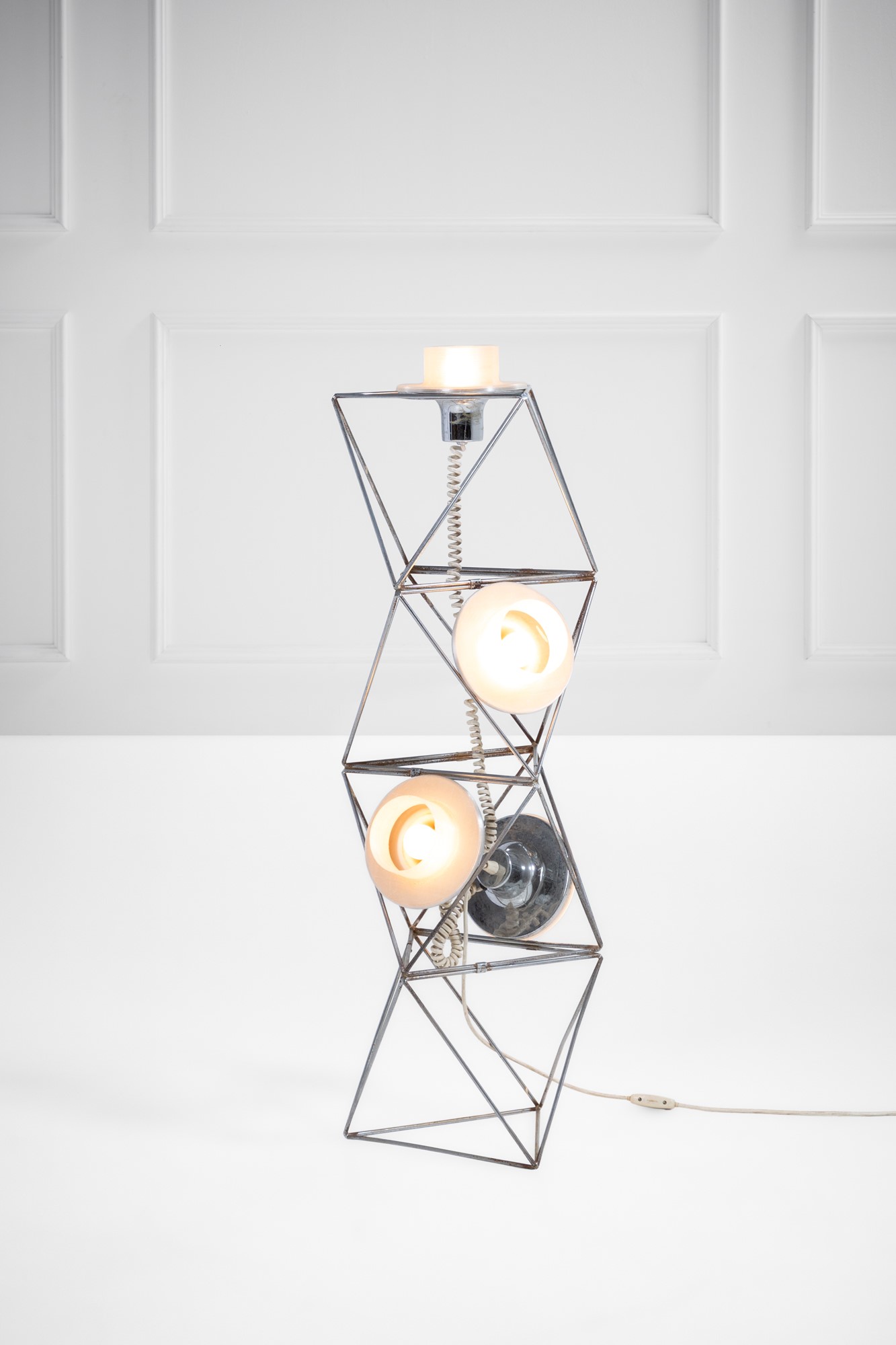 Lampada da terra mod. Poliedra