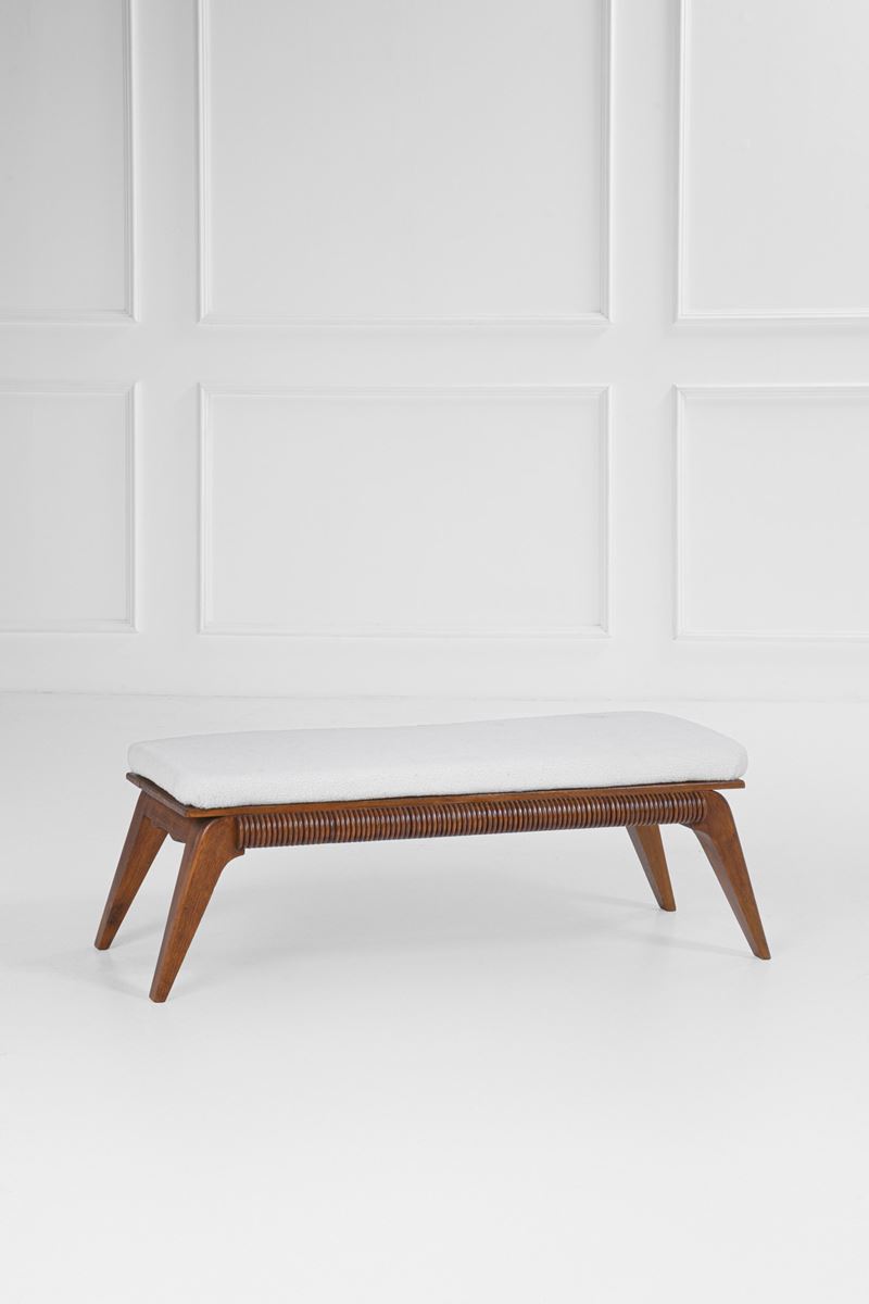 Vittorio Valabrega - Panca in legno massello scolpito con rivestimento in tessuto bouclé, circa 1...