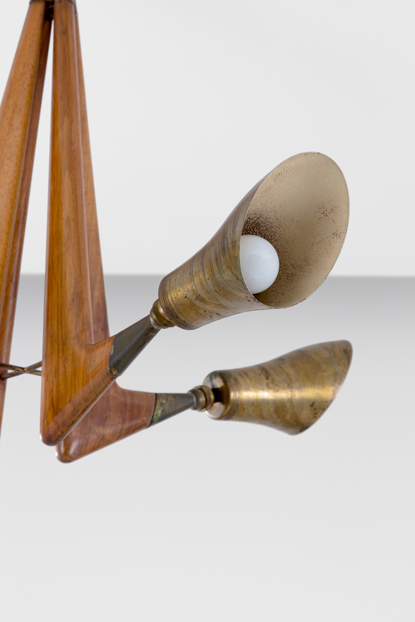 Lampadario a quattro luci orientabili