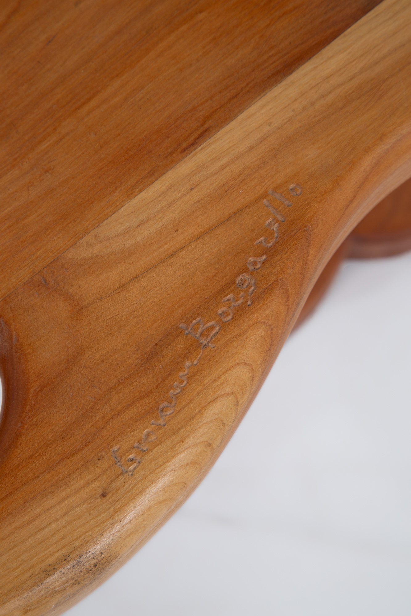 Panca scultorea antropomorfa