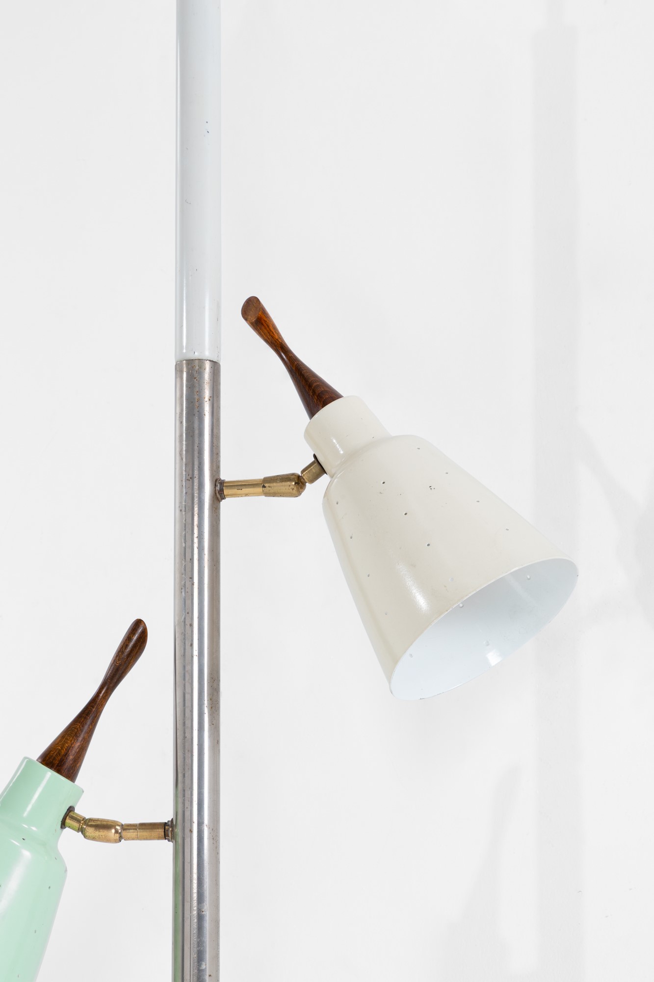 Lumen - Lampada cielo-terra in metallo verniciato e ottone