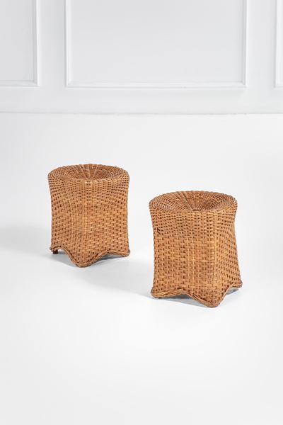 Coppia di sgabelli in rattan intrecciato