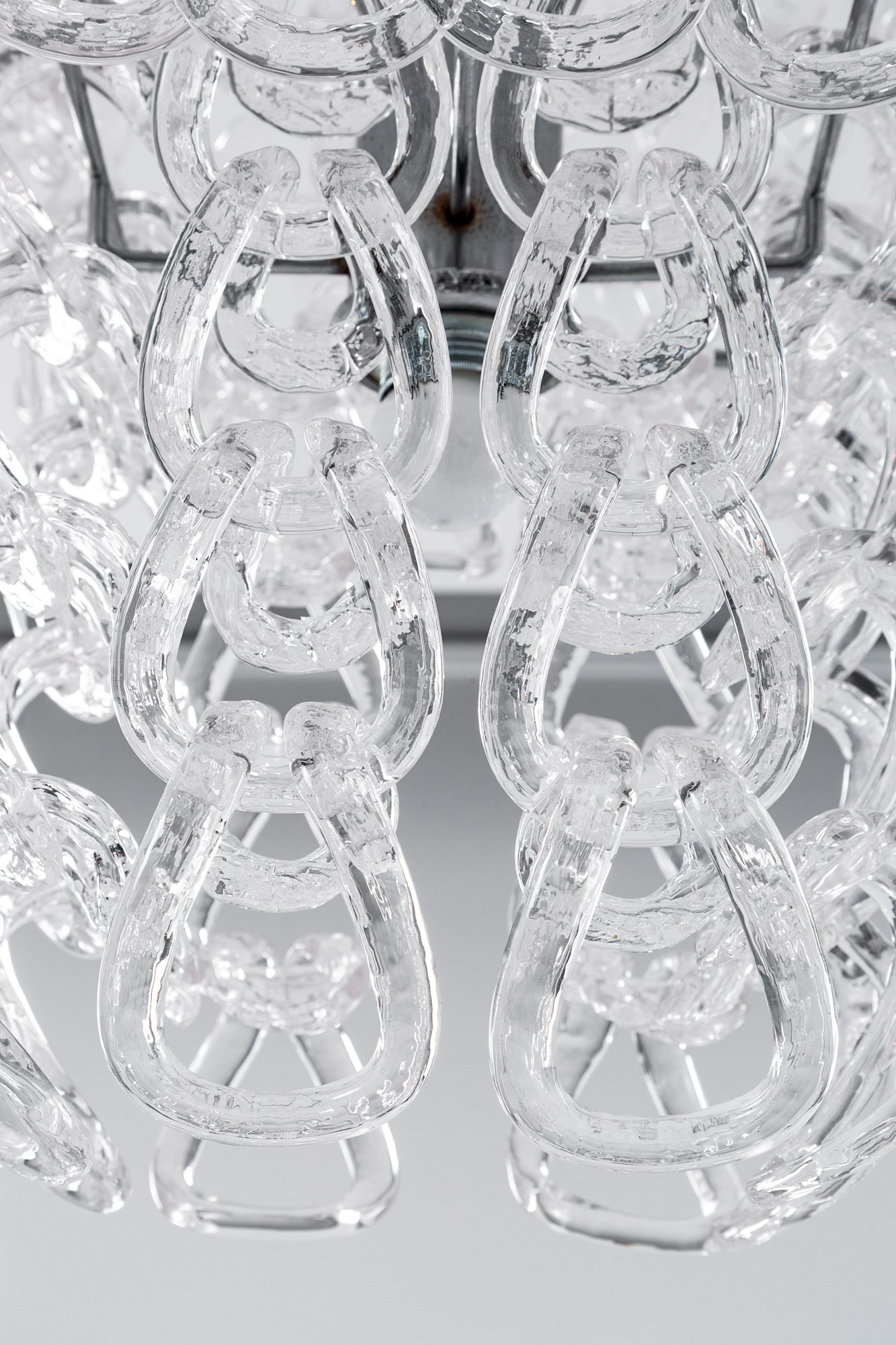 Angelo Mangiarotti - Lampadario modello “Giogali”, metallo cromato e vetro, produzione Vistosi (c...