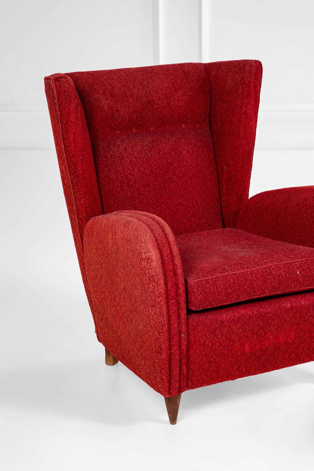 Due poltrone mod. Bristol