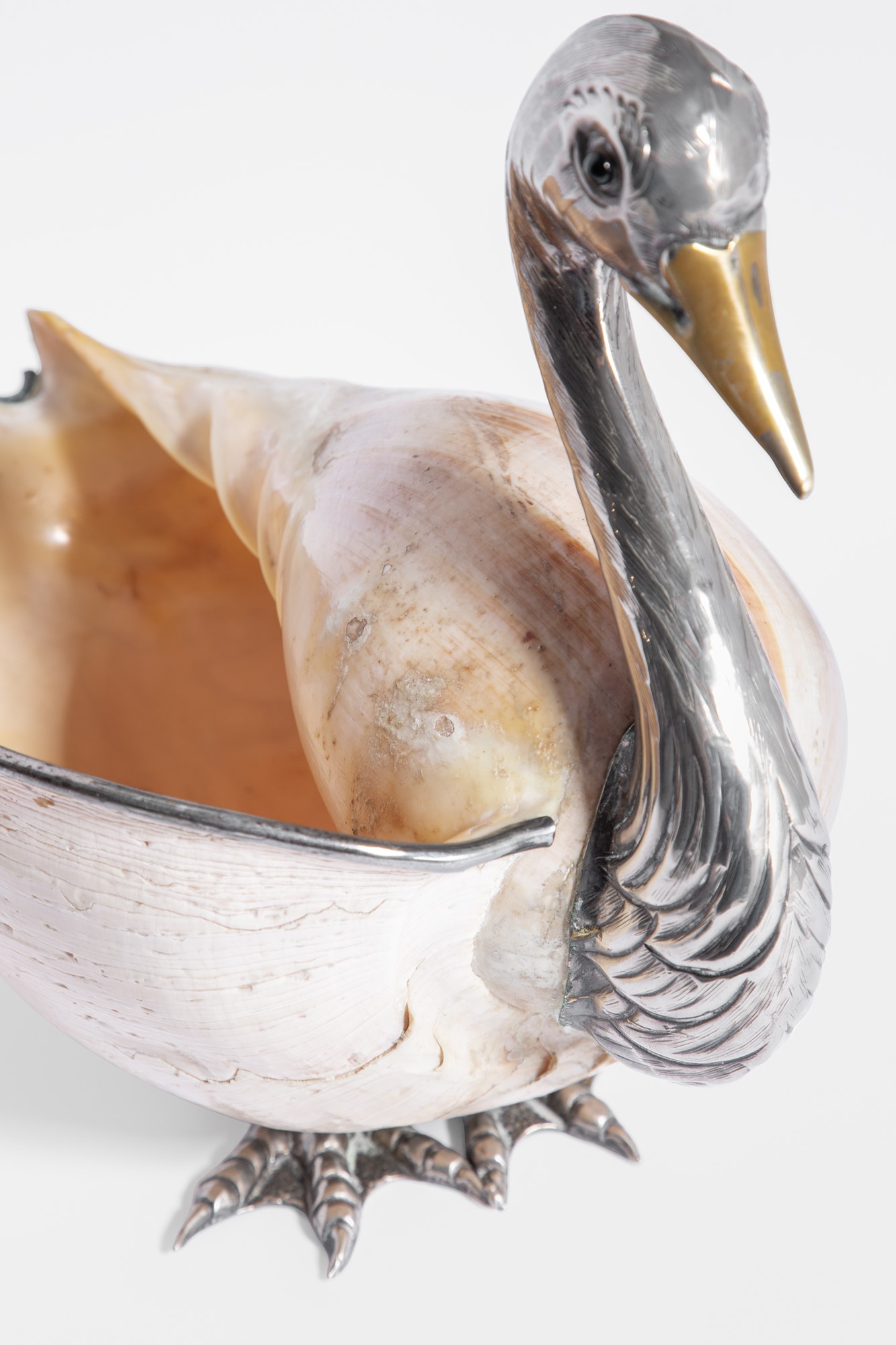 Due sculture a forma di animali, metallo argentato e conchiglia (produzione Atelier Binazzi, circ...