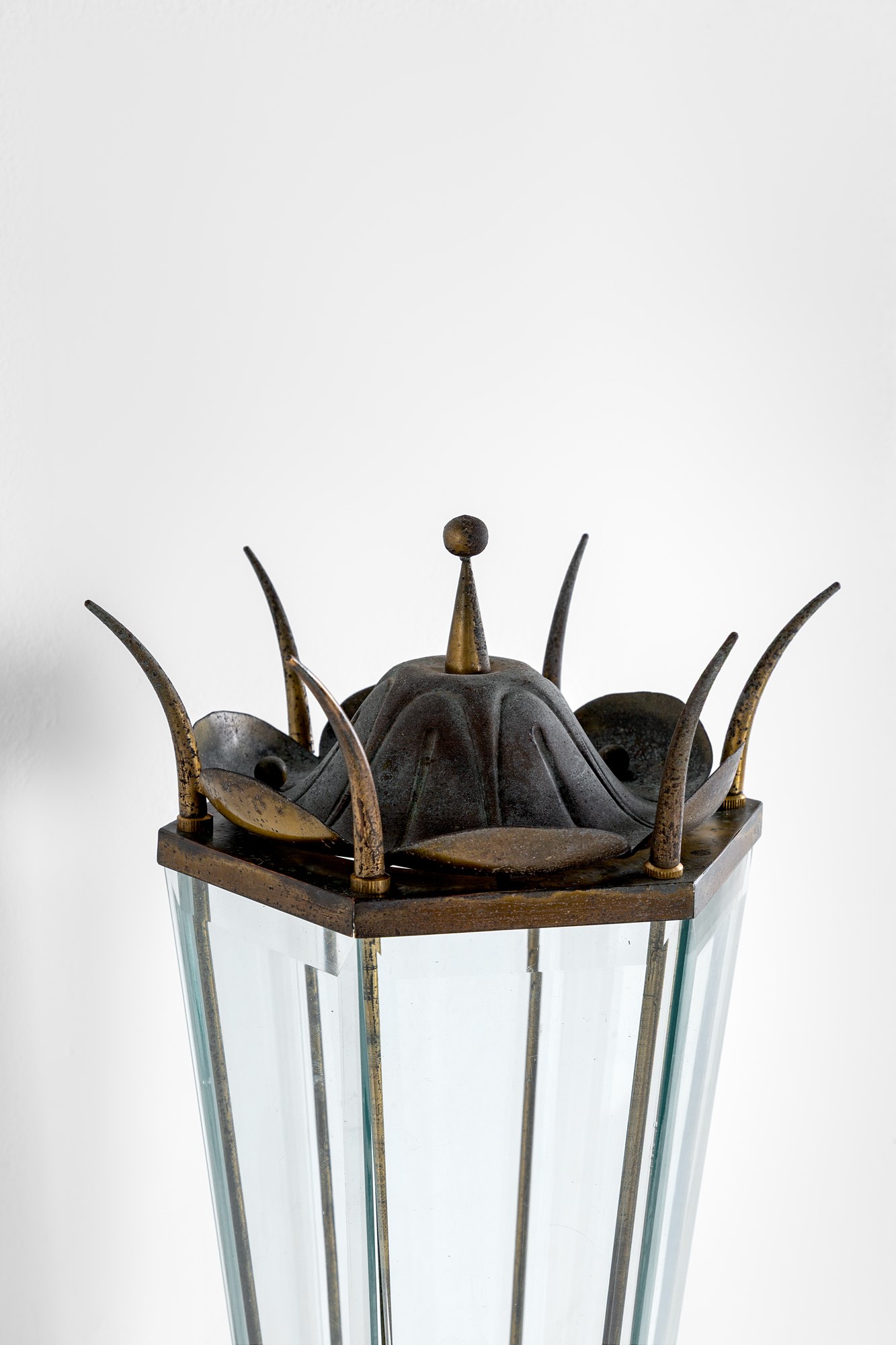 Grande lampada da parete
