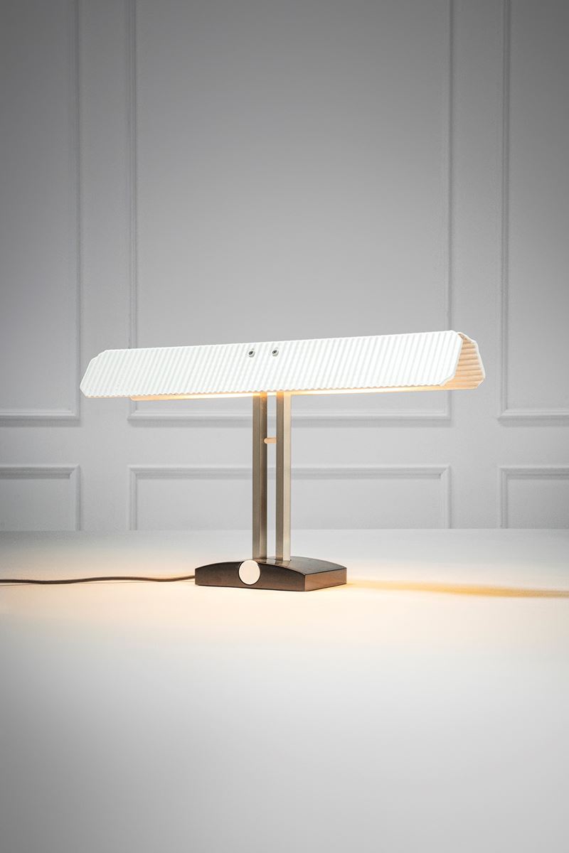 Tobia Scarpa - Lampada da tavolo modello Capalonga