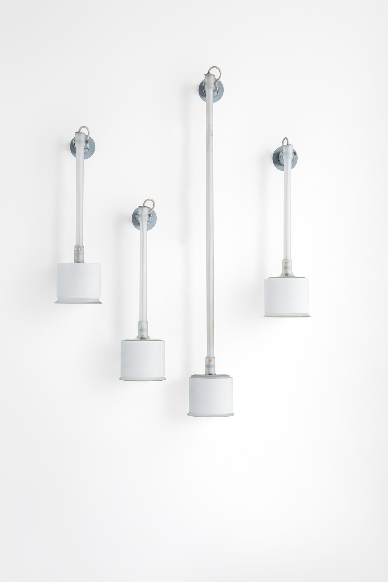 Roberto Menghi, Piero Castiglioni - Quattro lampade da parete o da soffitto mod. Canna Fiorita, F...