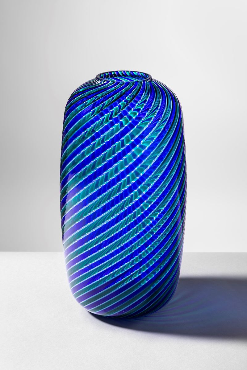 Venini - Vaso in vetro soffiato a canne retorte blu e verde
