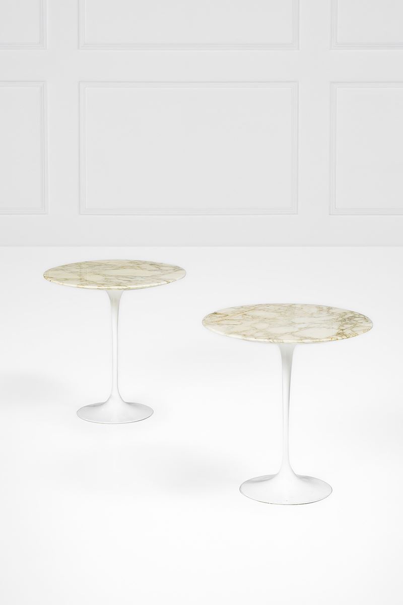 Eero Saarinen - Tavolini mod. Tulip della collezione Pedestal, alluminio smaltato e marmo