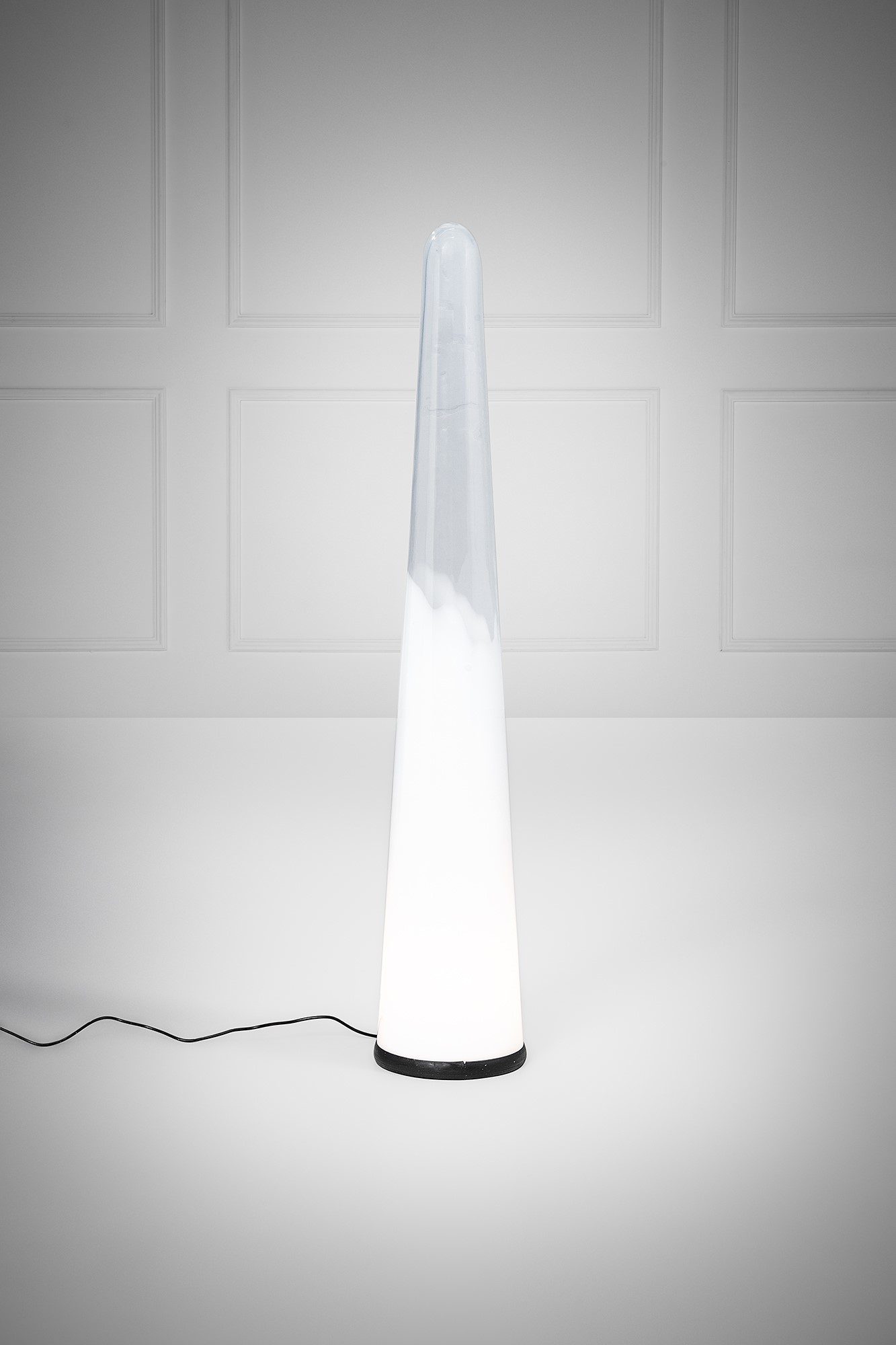 Leucos - Lampada da terra in vetro lattimo e trasparente