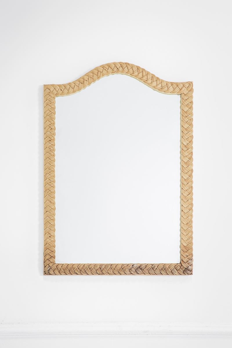 Specchiera, midollino intrecciato, legno e vetro specchiato (circa 1970)
