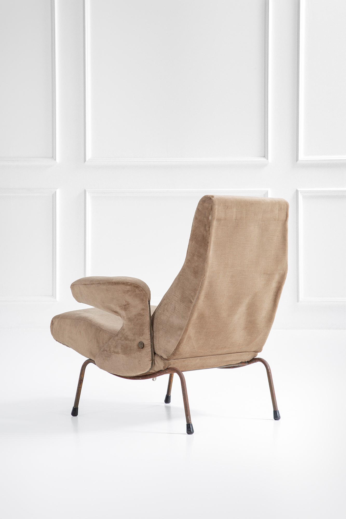 Erberto Carboni - Poltrona mod. Delfino (arredo di design), lega di alluminio, tubolare metallico...
