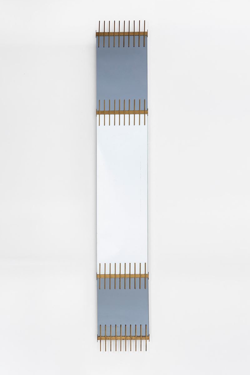 Ettore Sottsass - Specchio da parete in ottone spazzolato e cristallo specchiato e fumé