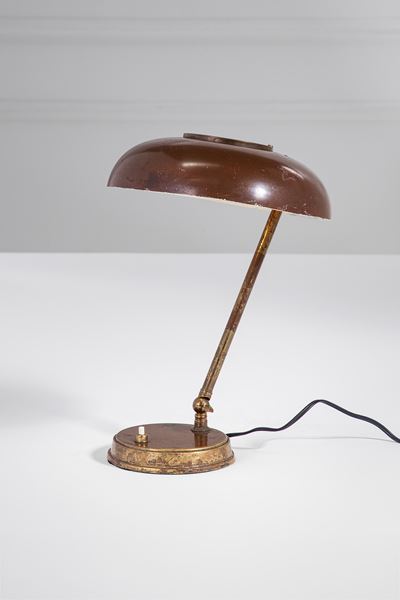 Lampada da tavolo in metallo verniciato e ottone lucido