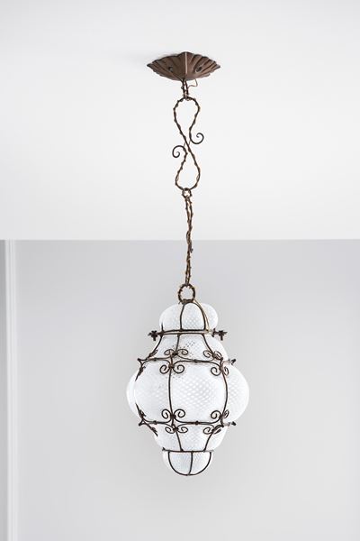 Lampada a sospensione, vetro soffiato di Murano a reticello e ottone, 1930 ca.