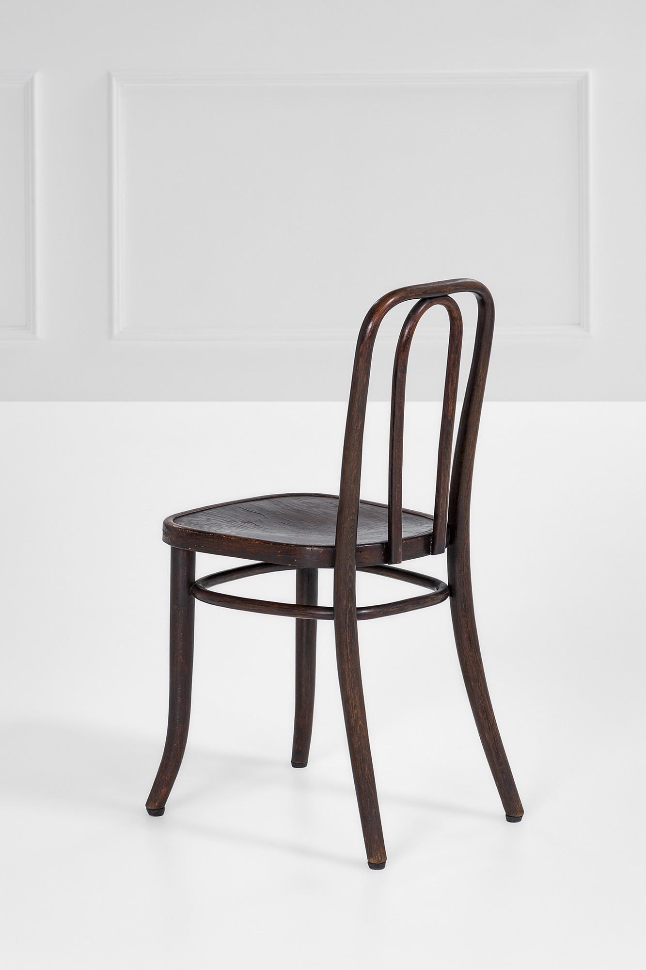 Thonet - Nove sedie da bistrot in legno di faggio curvato