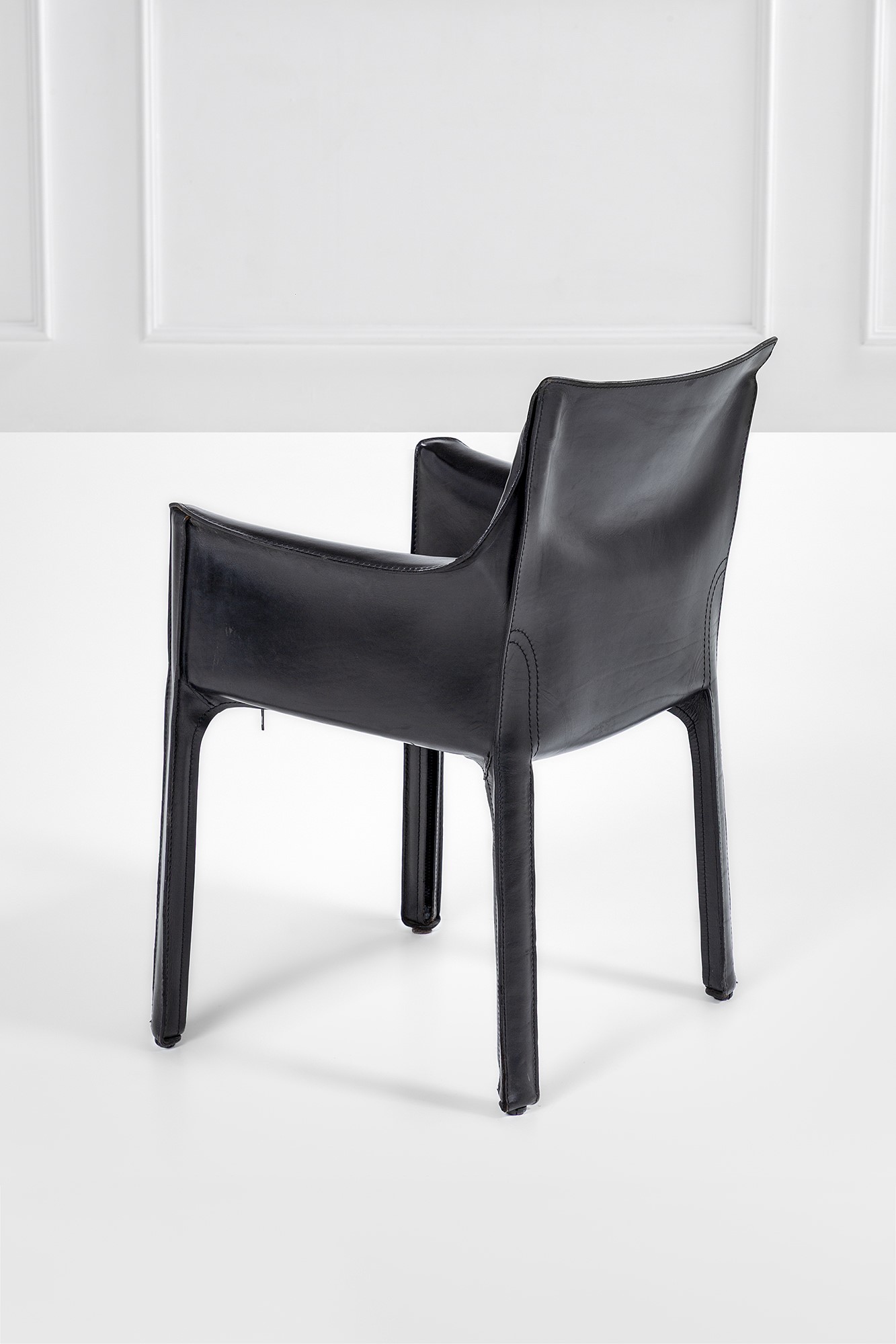 Mario Bellini - Coppia di poltrone modello “Cab”