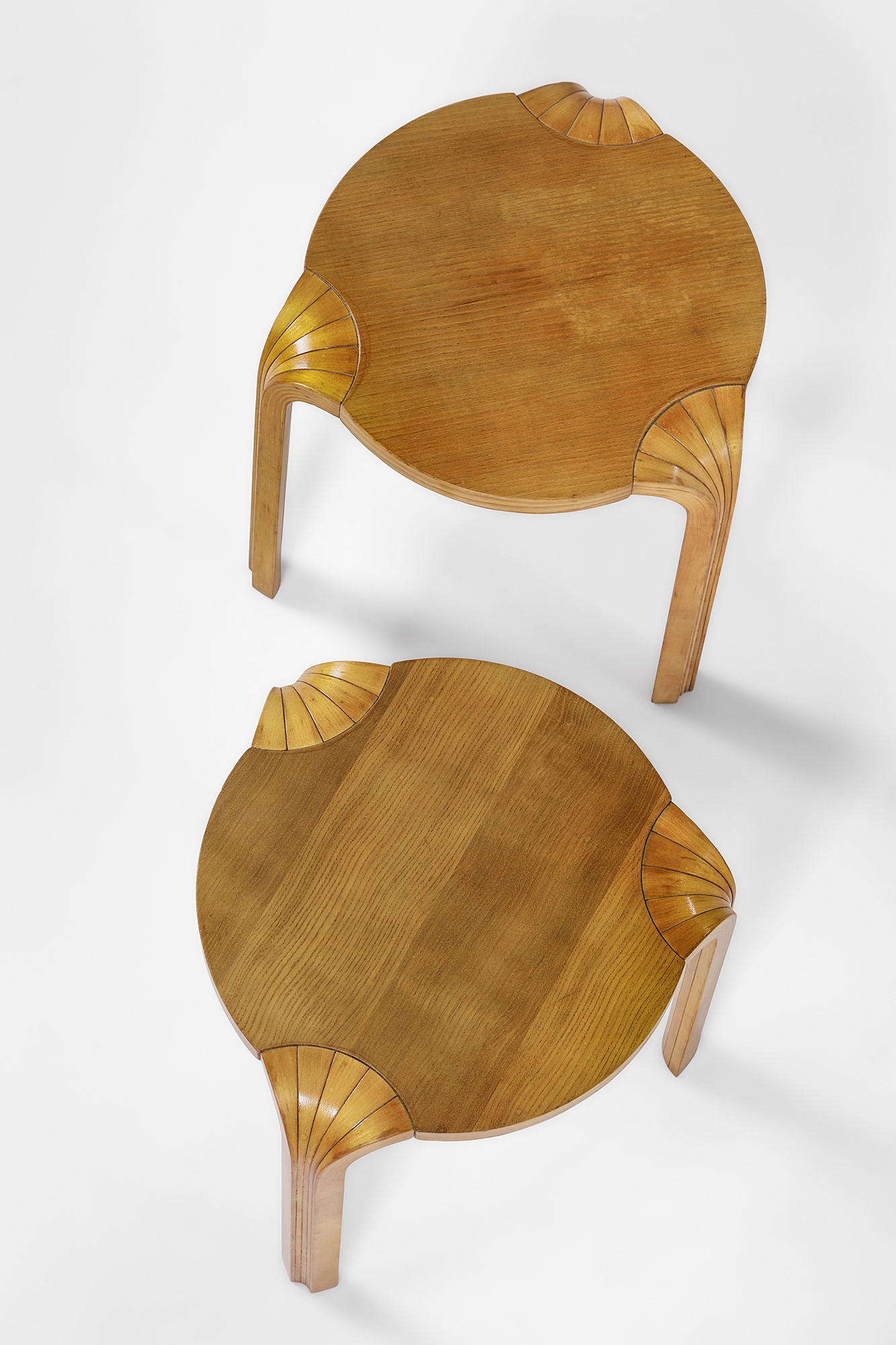 Alvar Aalto - Due sgabelli mod. X600