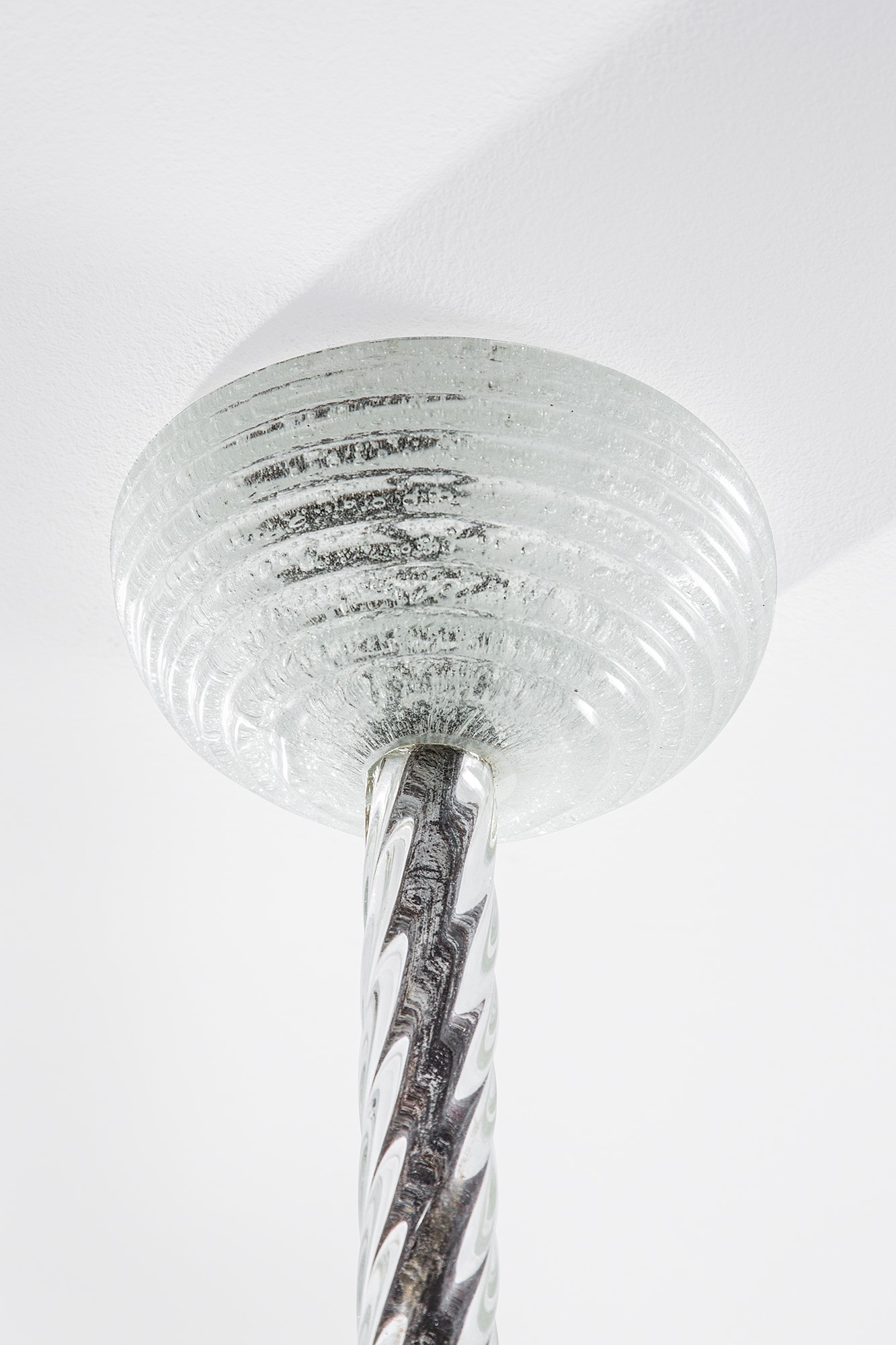 Barovier & Toso - Lampadario in vetro pulegoso e costolato (produzione 1940 circa)