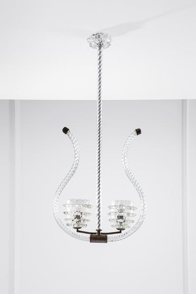 Lampadario a lira, vetro torchon e rostrato con struttura in ottone (ca. 1940)