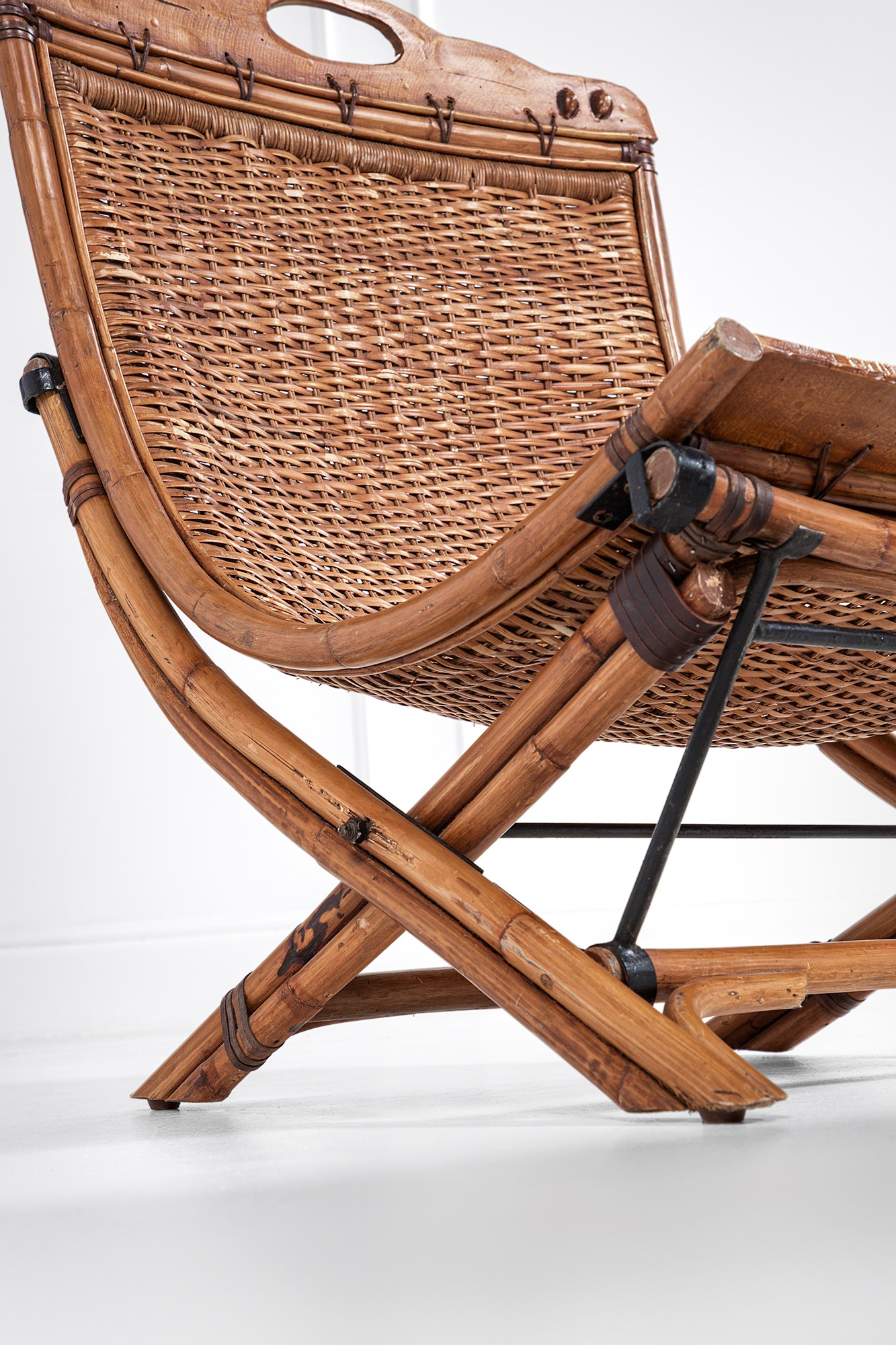Set di due sedute da giardino e poggiapiedi, legno, bambù, rattan e metallo verniciato (midollino...