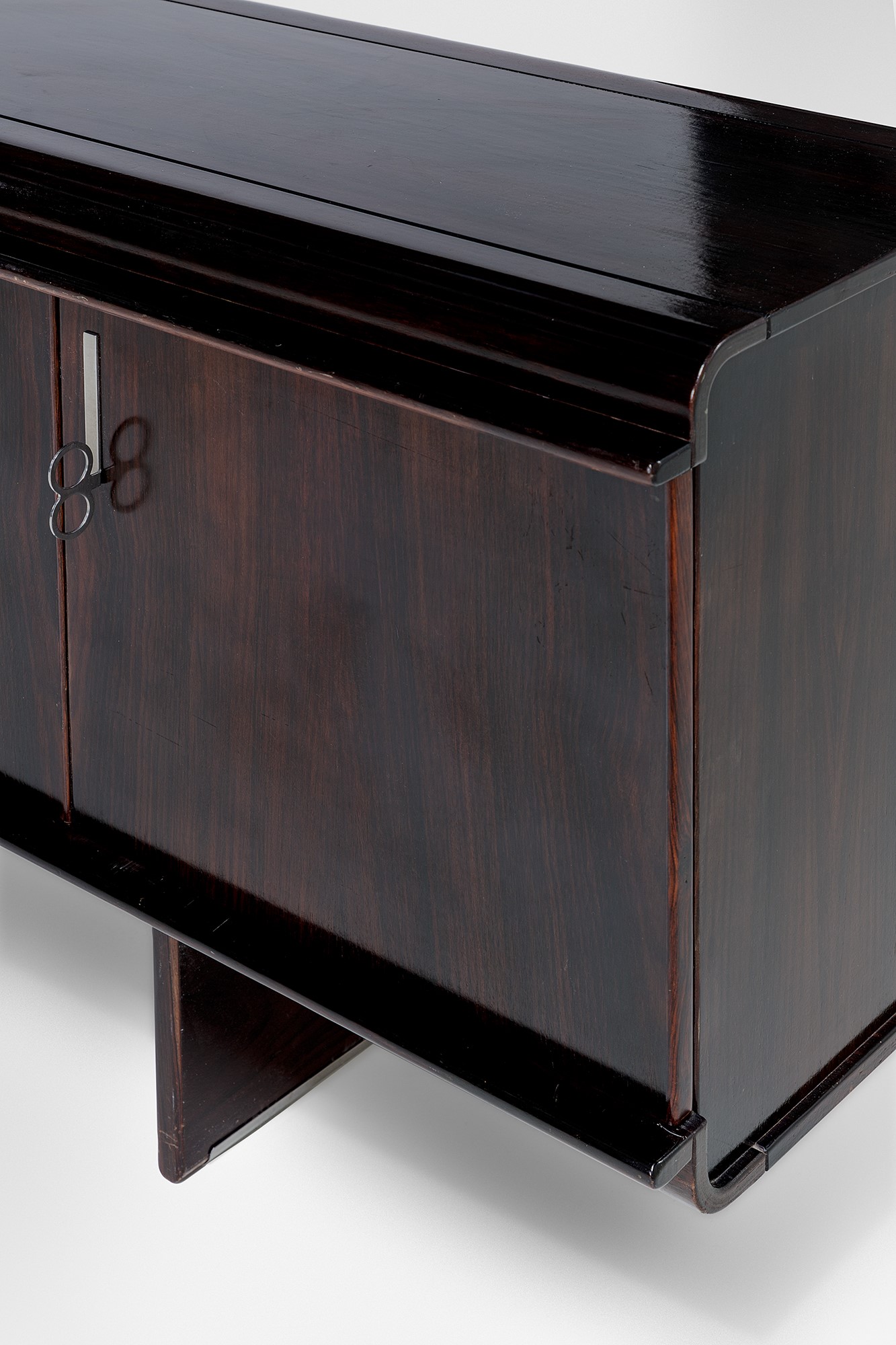 Vittorio Introini - Credenza Mod. Pellicano